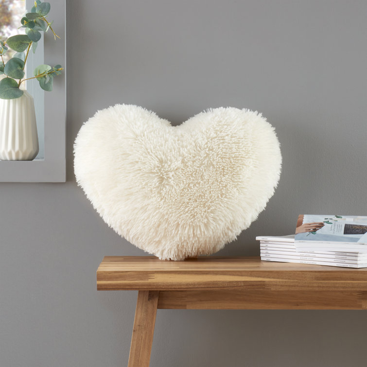 Personalized Faux Fur Heart Shaped Pillow – Custom Mom Gift with up to 5 Kids, Soft Plush Family Hands Pillow, Mother’s Day Gift